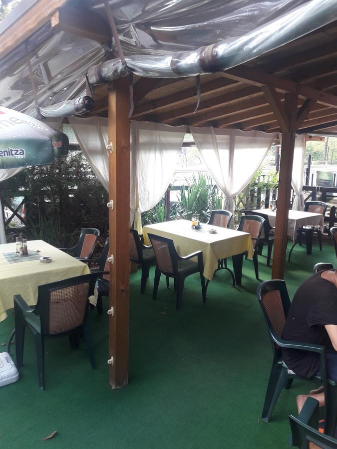 Tabasko Hostel Sofia Buitenkant foto